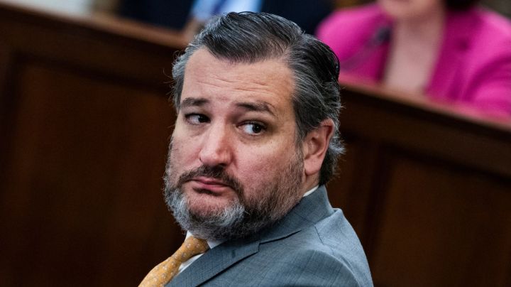 UNITED STATES - MARCH 24: Sen. Ted Cruz, R-Texas, and Chairwoman Amy Klobuchar, D-Minn., attend the Senate Rules and Administration Committee hearing on the For the People Act in Russell Building on Wednesday, March 24, 2021. (Photo By Tom Williams/CQ-Roll Call, Inc via Getty Images)