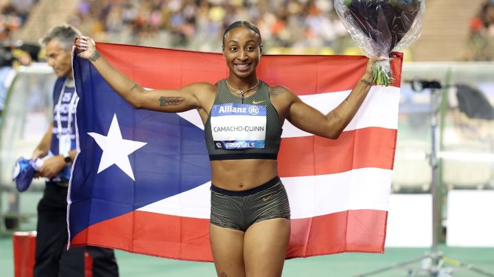 BRUSSELS, BELGIUM - SEPTEMBER 02: Puerto Rican Jasmine Camacho-Quinn (right 3) wins the 100m steeplechase within the Memorial Van Damme Diamond League in Brussels, Belgium on September 02, 2022. (Photo by Dursun Aydemir/Anadolu Agency via Getty Images)