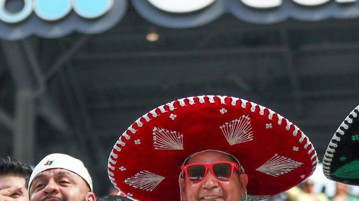 INGLEWOOD, CALIFORNIA - JULY 16: Fans of Mexico attend the Concacaf Gold Cup final match between Mexico and Panama at SoFi Stadium on July 16, 2023 in Inglewood, California. (Photo by Omar Vega/Getty Images)