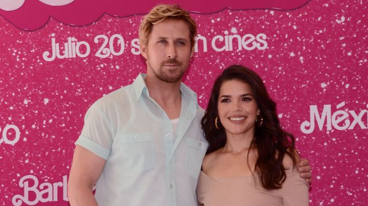 July 7, 2023, Mexico City, Mexico: Ryan Gosling and America Ferrera pose for photos during 'Barbie' film Photocall at Mexico City Four Seasons Hotel. (Photo by Carlos Tischler/ Eyepix Group) (Photo credit should read Carlos Tischler/ Eyepix Group/Future Publishing via Getty Images)