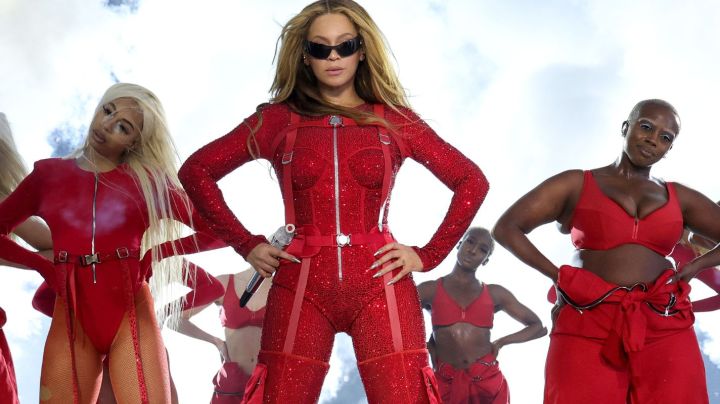 LONDON, ENGLAND - MAY 30: (EDITORIAL USE ONLY) (EXCLUSIVE COVERAGE) Beyoncé performs onstage during the “RENAISSANCE WORLD TOUR” at the Tottenham Hotspur Stadium on May 30, 2023 in London, England. (Photo by Kevin Mazur/WireImage for Parkwood)