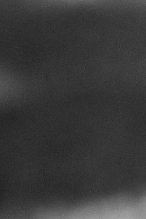 Maestro. (L to R) Carey Mulligan as Felicia Montealegre and Bradley Cooper as Leonard Bernstein (Director/Writer) in Maestro. Cr. Jason McDonald/Netflix © 2023.