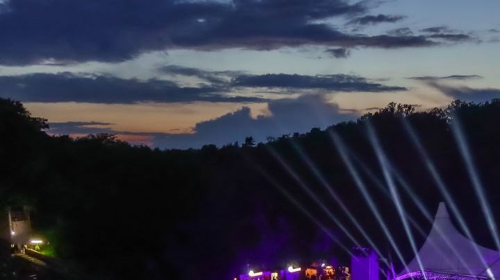 BERLIN, GERMANY - JULY 29: A view of the venue during Rainald Grebe's  performance at the Waldbühne on July 29, 2023 in Berlin, Germany. (Photo by Pedro Becerra/Getty Images)