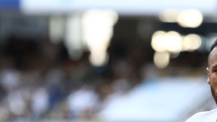 BUSAN, SOUTH KOREA - AUGUST 03: Neymar Jr of Paris Saint-Germain celebrates with after scoring the team's second goal during the preseason friendly between Jeonbuk Hyundai Motors and Paris Saint-Germain at Busan Asiad Stadium on August 03, 2023 in Busan, South Korea. (Photo by Chung Sung-Jun/Paris Saint-Germain Football/PSG via Getty Images)