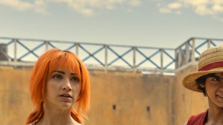 One Piece. (L to R) Emily Rudd as Nami, Iñaki Godoy as Monkey D. Luffy, Mackenyu Arata as Roronoa Zoro in season 1 of One Piece. Cr. Casey Crafford/Netflix © 2023
