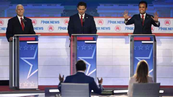 Republican presidential candidates at debate.