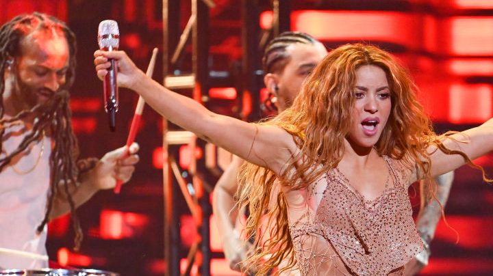 Shakira_Regida_Global_Tóxica