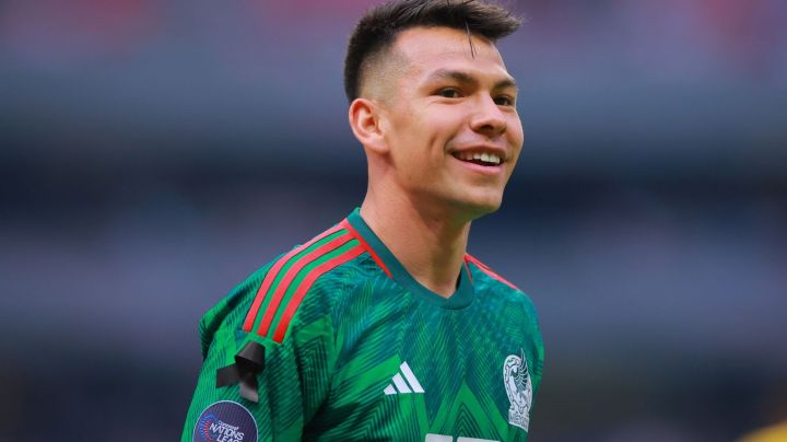 MEXICO CITY, MEXICO - MARCH 26: Hirving Lozano of Mexico looks on during the match between Mexico and Jamaica as part of the CONCACAF Nations League at Azteca stadium on March 26, 2023 in Mexico City, Mexico. (Photo by Hector Vivas/Getty Images)
