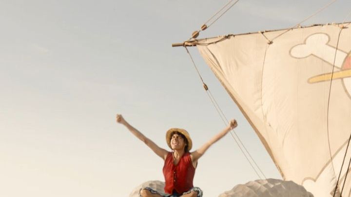 One Piece (L to R) Iñaki Godoy as Monkey D. Luffy, Emily Rudd as Nami in season 1 of One Piece. Cr. Courtesy of Netflix © 2023