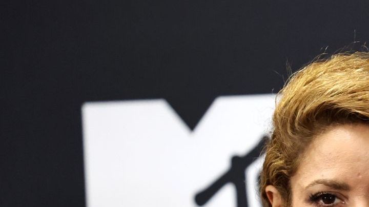 NEWARK, NEW JERSEY - SEPTEMBER 12: Shakira poses in the press room at the 2023 MTV Video Music Awards at Prudential Center on September 12, 2023 in Newark, New Jersey. (Photo by Jamie McCarthy/WireImage)