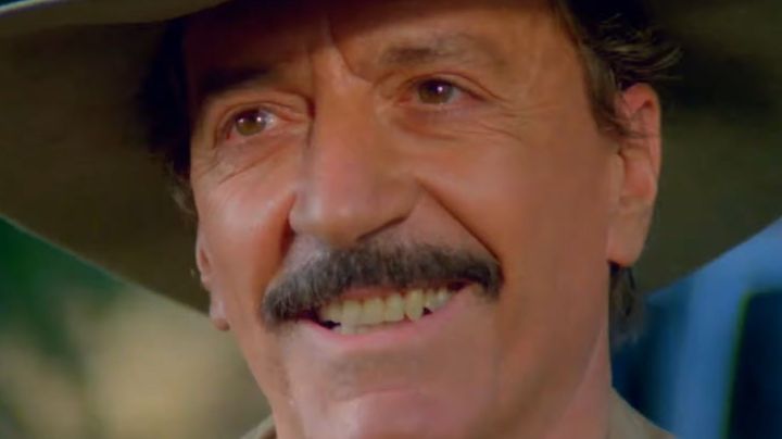 Fernando Almada in Carga Ladeada