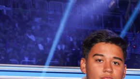 Peso Pluma_Eslabon Armado_'Ella Baila_Top Songs