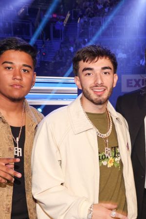 Peso Pluma_Eslabon Armado_'Ella Baila_Top Songs