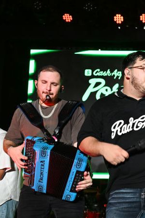 Grupo Frontera_Apple Music Up Next