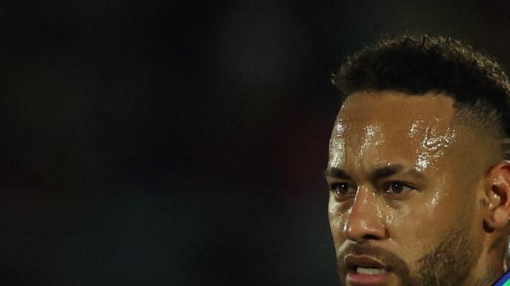 Brazil's forward Neymar stands in front of the ball during the 2026 FIFA World Cup South American qualification football match between Uruguay and Brazil at the Centenario Stadium in Montevideo on October 17, 2023. (Photo by Pablo PORCIUNCULA / AFP) (Photo by PABLO PORCIUNCULA/AFP via Getty Images)