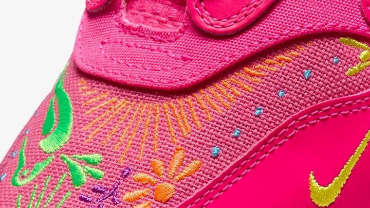 Día de Muertos sneakers