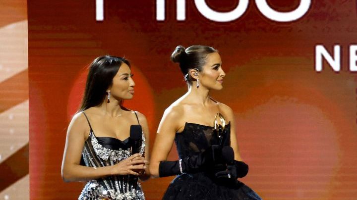 NEW ORLEANS, LOUISIANA - JANUARY 14: Jeannie Mai Jenkins, Olivia Culpo and Anne Jakrajutatip speak during The 71st Miss Universe Competition at New Orleans Morial Convention Center on January 14, 2023 in New Orleans, Louisiana. (Photo by Jason Kempin/Getty Images)