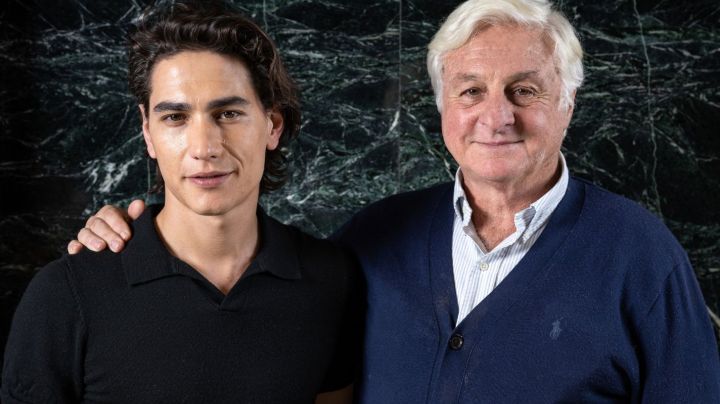 LOS ANGELES, CALIFORNIA - NOVEMBER 30: Actor Enzo Vogrincic (L) and Uruguayan Air Force Flight 571 survivor Roberto Canessa attend the Film Independent Special Screening of "Society Of The Snow" at the Linwood Dunn Theater on November 30, 2023 in Los Angeles, California. (Photo by Amanda Edwards/Getty Images)