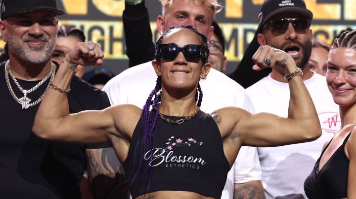 SAN JUAN, PUERTO RICO - MARCH 01: Amanda Serrano (L) and Nina Meinke pose during the weigh in for Serrano's IBF, WBO and WBA featherweight women's titles at Distrito T-Mobile on March 01, 2024 in San Juan, Puerto Rico. They will fight at Coliseo de Puerto Rico on March 2, 2024. (Photo by Al Bello/Getty Images)