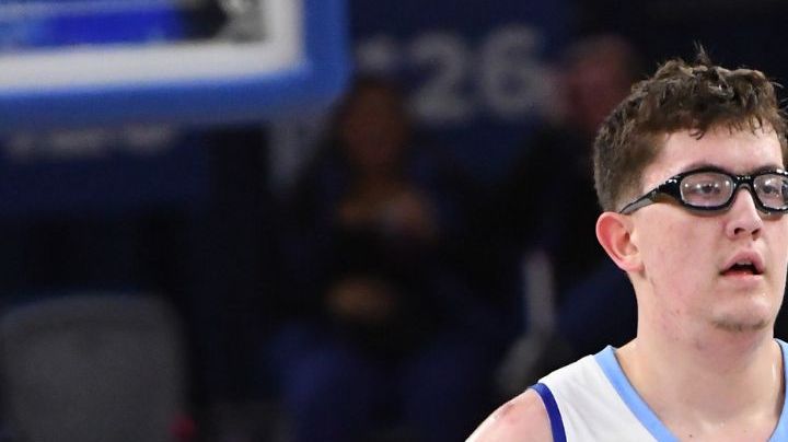 TERRE HAUTE, IN - FEBRUARY 13: Indiana State Sycamores Center Robbie Avila (21) handles the basketball at midcourt in a Missouri Valley Conference (MVC) matchup with the Illinois State Redbirds at Hulman Center in Terre Haute, Indiana. (Photo by David Allio/Icon Sportswire via Getty Images)