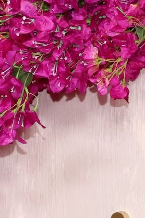 HOLLYWOOD, CALIFORNIA - MARCH 10: America Ferrera attends the 96th Annual Academy Awards on March 10, 2024 in Hollywood, California. (Photo by Marleen Moise/Getty Images)