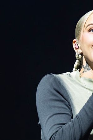 Young Miko_Debut_THE XOXO TOUR