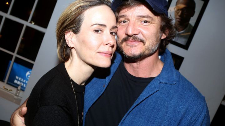 NEW YORK, NEW YORK - JANUARY 28: (EXCLUSIVE COVERAGE) Sarah Paulson and Pedro Pascal pose backstage at the hit play "Appropriate" on Broadway at The Second Stage Hayes Theater on January 28, 2024 in New York City. (Photo by Bruce Glikas/WireImage)