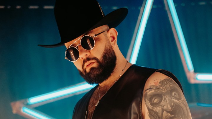 Carin Leon_Boca Chueca Tour