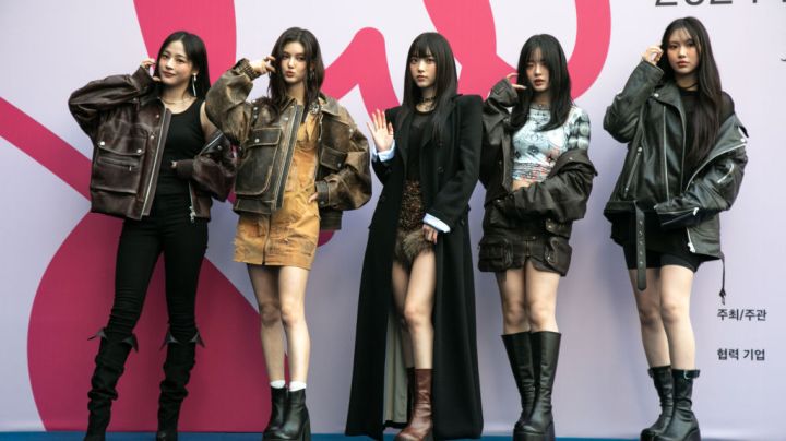 SEOUL, SOUTH KOREA - FEBRUARY 1: (L-R) Minji, Danielle, Hearin, Hanni, and Hyein, members of NewJeans, a K-pop girl band, pose during a photo call for JULYCOLUMN at Seoul Fashion Week F/W 2024 on February 1, 2024 in Seoul, South Korea. (Photo by Jean Chung/Getty Images)