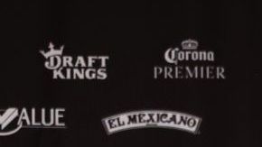 LAS VEGAS, NEVADA - MAY 01: Saul Canelo Alvarez argues with Oscar De La Hoya (R) at the Saul Canelo Alvarez vs. Jaime Munguia final press conference at MGM Grand Hotel & Casino on May 01, 2024 in Las Vegas, Nevada. (Photo by Cris Esqueda/Golden Boy/Getty Images)