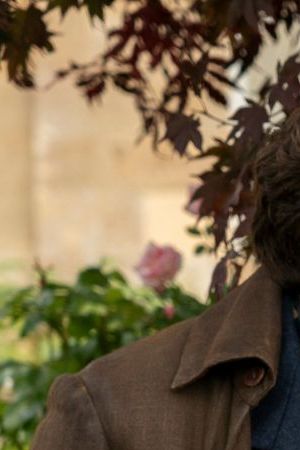 Bridgerton. (L to R) Luke Newton as Colin Bridgerton, Nicola Coughlan as Penelope Featherington in episode 301 of Bridgerton. Cr. Liam Daniel/Netflix © 2024