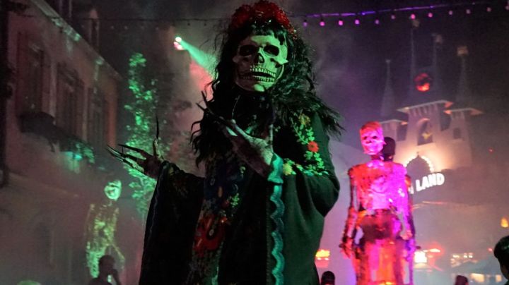A staff member in Halloween costume is seen during the opening night of Halloween Horror Nights at Universal Studios Hollywood in Los Angeles, California, the United States, on Sept. 7, 2023. Universal Studios Hollywood in Los Angeles on Thursday kicked off its Halloween Horror Nights, an annual Halloween-themed event. (Photo by Zeng Hui/Xinhua via Getty Images)