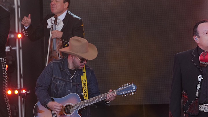 Pepe Aguilar_Mariachi