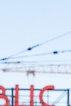 SEATTLE, WASHINGTON - JULY 11: Actor Xolo Maridueña of the film "Blue Beetle" visits the Pike Place Market on July 11, 2023 in Seattle, Washington. (Photo by Mat Hayward/Getty Images for Xolo)