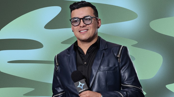 Yeison Jimenez_Invicto Tour-Premios de la Radio 2022 - Red Carpet