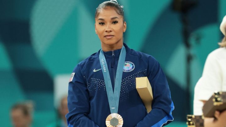 PARIS, FRANCE - AUGUST 05: Bronze medalist Jordan Chiles (R) of Team United States poses on the podium at the Artistic Gymnastics Women's Floor Exercise Medal Ceremony on day ten of the Olympic Games Paris 2024 at Bercy Arena on August 05, 2024 in Paris, France. (Photo by Jean Catuffe/Getty Images)
