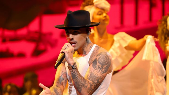‘KIZAO’ _Rauw Alejandro performs at 2024 MTV Video Music Awards.