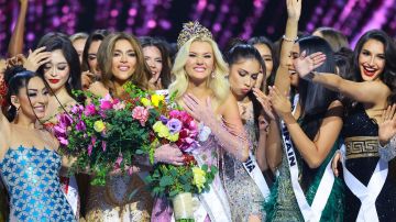 MEXICO CITY, MEXICO - NOVEMBER 16: Miss Dinamarca, Victoria Kjær Theilvig, is crowned as Miss Universe 2024 in The 73rd Miss Universe Competition - show at Arena Ciudad de Mexico on November 16, 2024 in Mexico City, Mexico. (Photo by Hector Vivas/Getty Images)