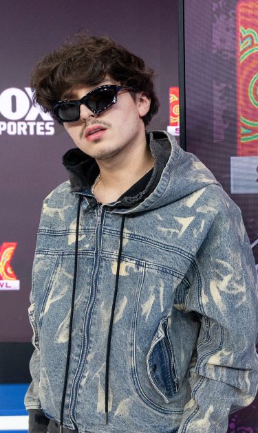 Gabito Ballesteros_Super Bowl