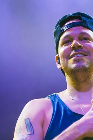 PHILADELPHIA, PA - SEPTEMBER 21:  Rapper and founder of the alternative rap group Calle 13, Residente performs on stage during 'Residente US Tour' at The Fillmore Philadelphia on September 21, 2018 in Philadelphia, Pennsylvania.  (Photo by Gilbert Carrasquillo/Getty Images)