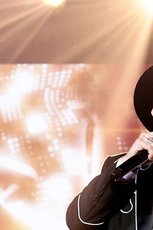MIAMI, FLORIDA - NOVEMBER 13: Carin León performs onstage during the 2024 Latin Recording Academy Person of The Year Honoring Carlos Vives at Miami Beach Convention Center on November 13, 2024 in Miami, Florida. (Photo by John Parra/Getty Images for The Latin Recording Academy)
