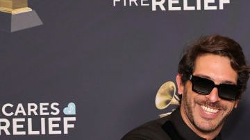 LOS ANGELES, CALIFORNIA - FEBRUARY 02: (L-R) Alejandro Abeijón, Alberto Montenegro, Antonio Casas, and Andrés Story of Rawayana winners of the Best Latin Rock or Alternative Album for “¿Quién trae las cornetas?”, poses in the press room during the 67th Annual GRAMMY Awards at Crypto.com Arena on February 02, 2025 in Los Angeles, California.  (Photo by Monica Schipper/Getty Images for The Recording Academy)