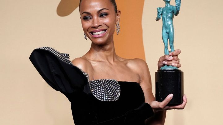 Zoe Saldana poses in the press room with the award for outstanding performance by a female actor in a supporting role in a motion picture for "Emilia Perez" during the 31st annual Screen Actors Guild Awards on Sunday, Feb. 23, 2025, at the Shrine Auditorium in Los Angeles. (Photo by Jordan Strauss/Invision/AP)