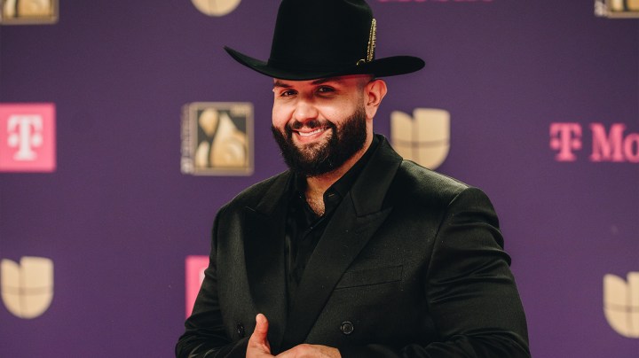 Carín León_Reyes
