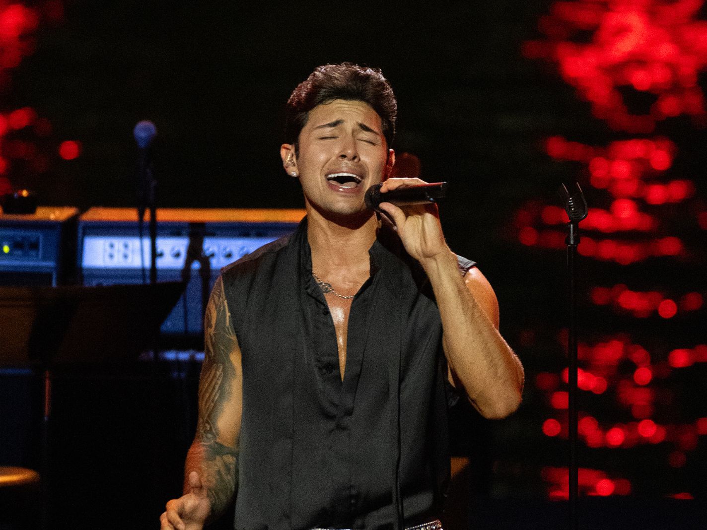 MKY Reacts to His Shocking Elimination on 'American Idol' - Remezcla