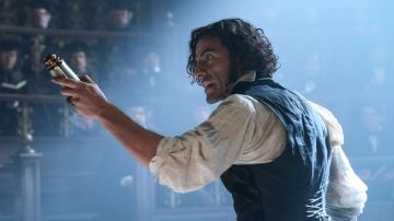 Oscar Isaac in Frankenstein