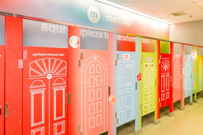 El Choli bathrooms by method