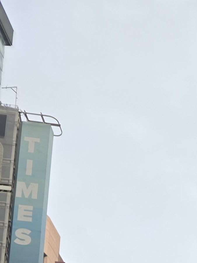 guerrero in blue in times square