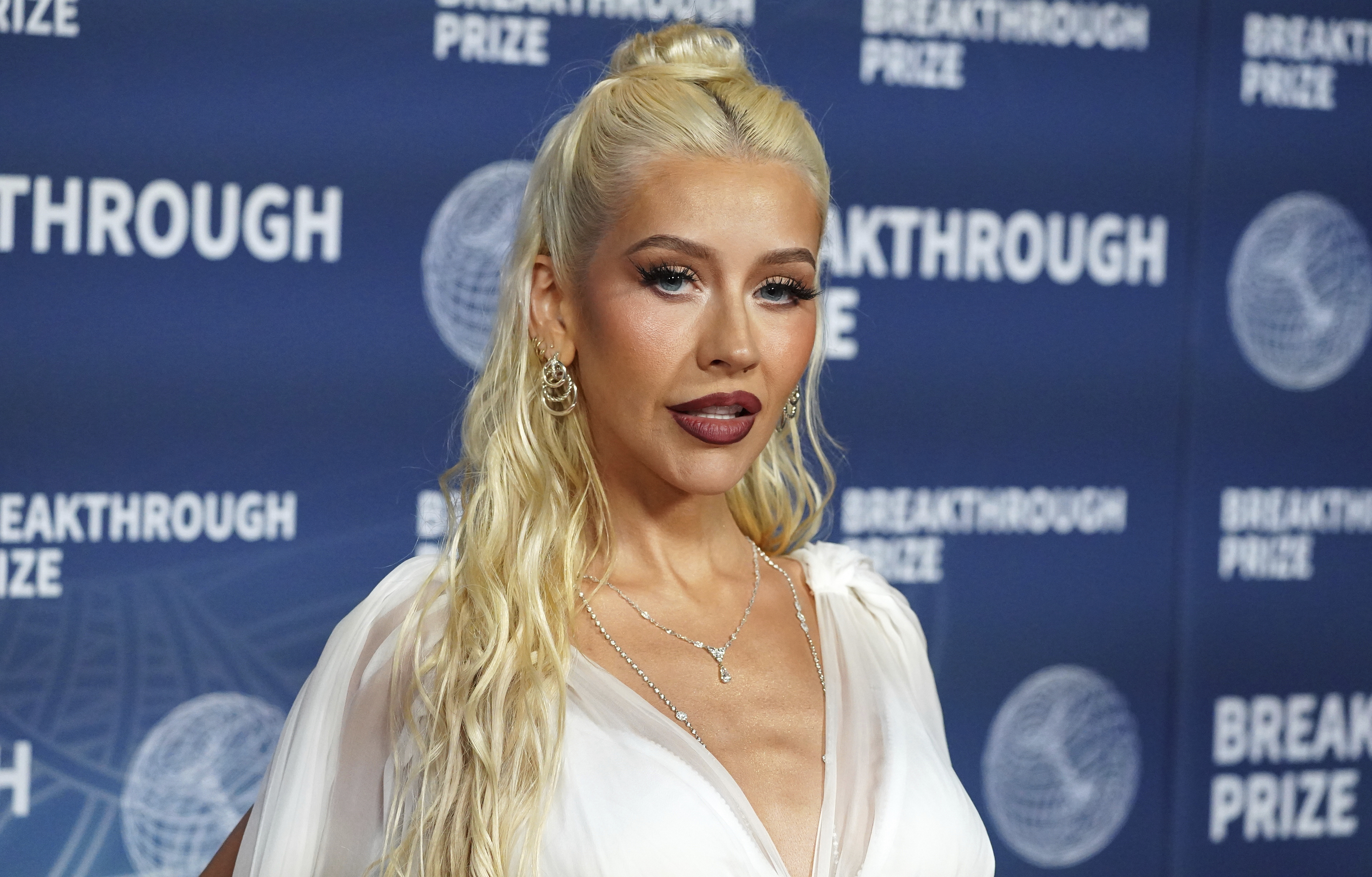 ‘Christina Aguilera: Christmas in Paris’ Is Coming to Theaters – Here’s What We Know
