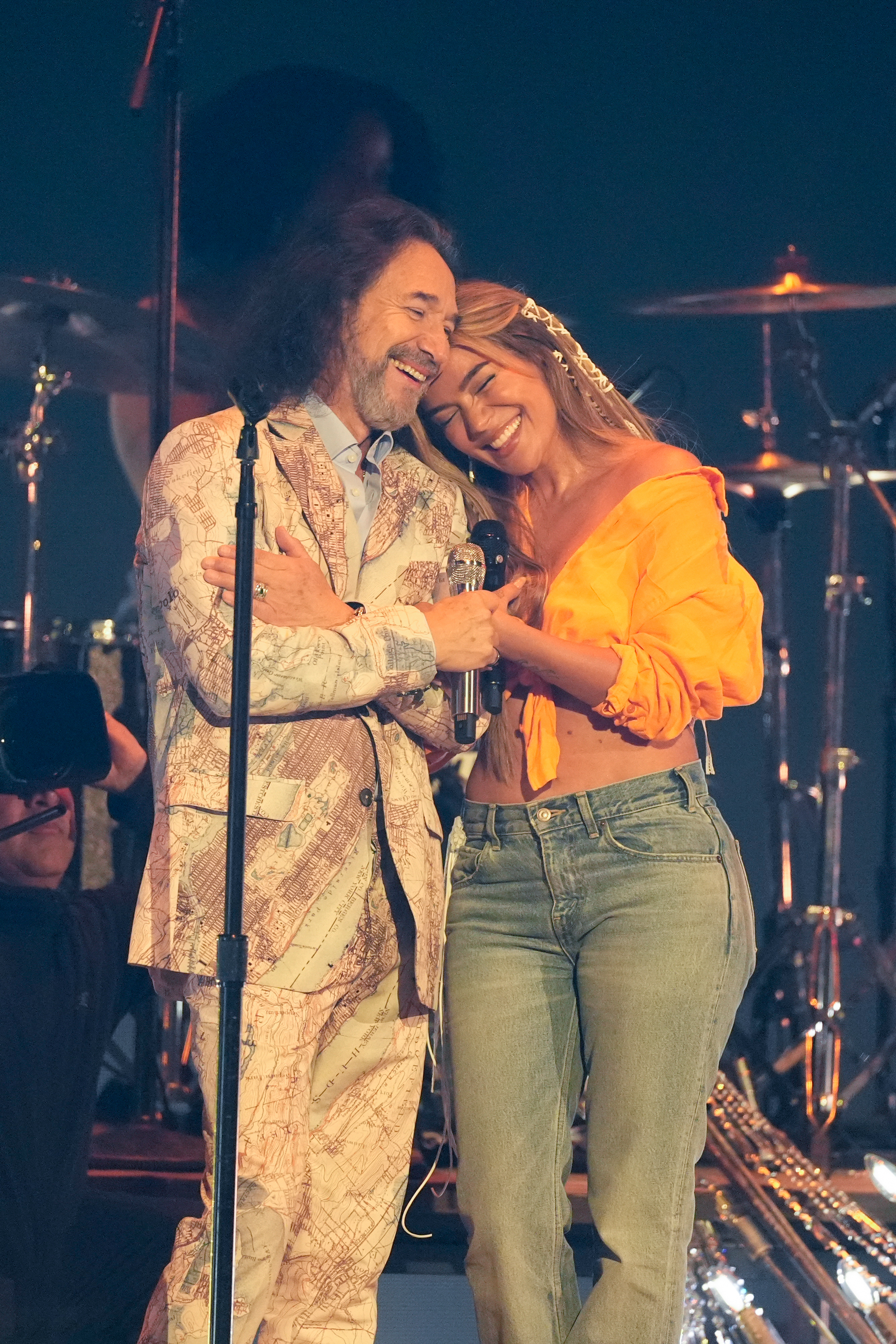 WATCH: Karol G & Marco Antonio Solís Perform ‘Coleccionando Heridas’ for the First Time